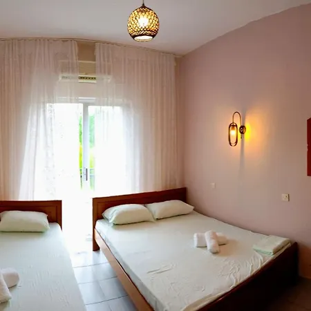 Adamidis Apartments Paralía Skotínis Εξωτερικό φωτογραφία